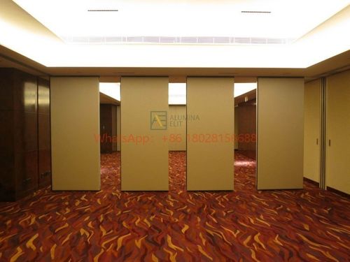 Dinding Bergerak di Tempat Kerja: Untuk Sekolah dan Kantor