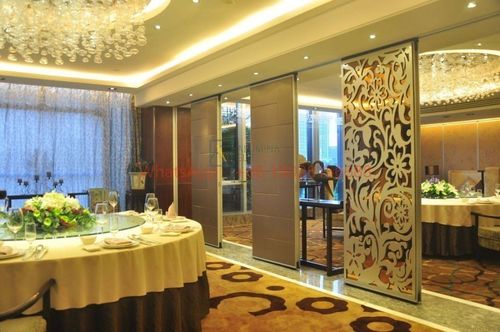 Dari Rencana ke Panel: Bagaimana Dinding Bergerak Dipasang