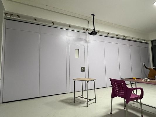 Beli Pembagian Kantor yang Movable Dinding, Panel Partisi yang Bisa Dioperasikan MDF Finish online manufacture