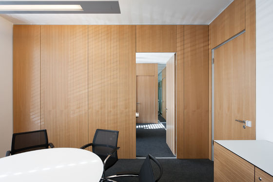 Beli Modern Sliding Glass Partition Wall Frameless Folding Glass Walls OEM ODM online manufacture