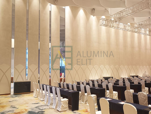 Harga yang bagus Fleksibel Ruang Divisi Aluminium-baja Acoustic Partition Wall dengan bahan yang disediakan pelanggan untuk ruang profesional on line