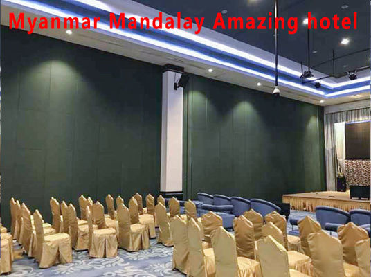 Harga yang bagus Acoustic Folding Partition Wall with 6061-T6 Aluminum Frame and Q235 Steel Core for Spaces Up to 6M Height on line