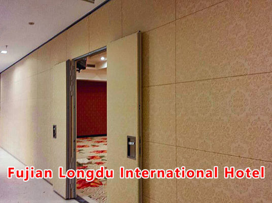 Harga yang bagus Retractable Room Partitions with Patented Wheel Design Dupont POM Rollers and 56dB Sound Insulation on line