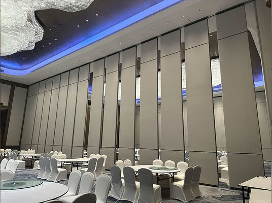 Harga yang bagus Custom Dimensions Exhibition Partition Walls with High Pressure Laminate Board and 304 Stainless Steel Rollers on line