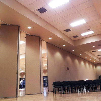 Tembok Pembagian Akustik yang Dapat Digunakan untuk Isolasi Suara Auditorium