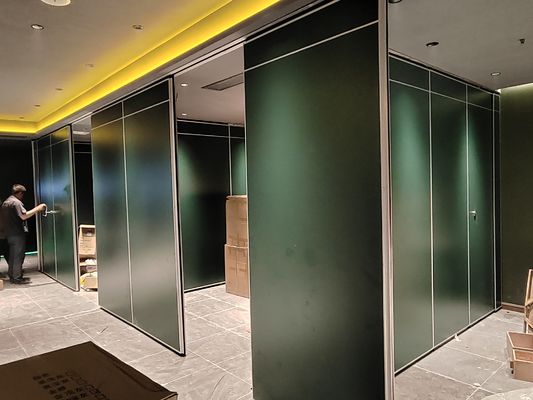OEM ODM Folding Partition Wall Disesuaikan Untuk Ruang Ruang Konferensi